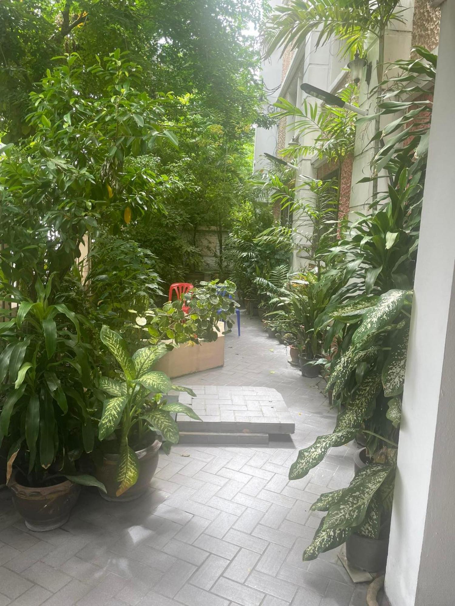 Viriyapon First Floor2 Bangkok
